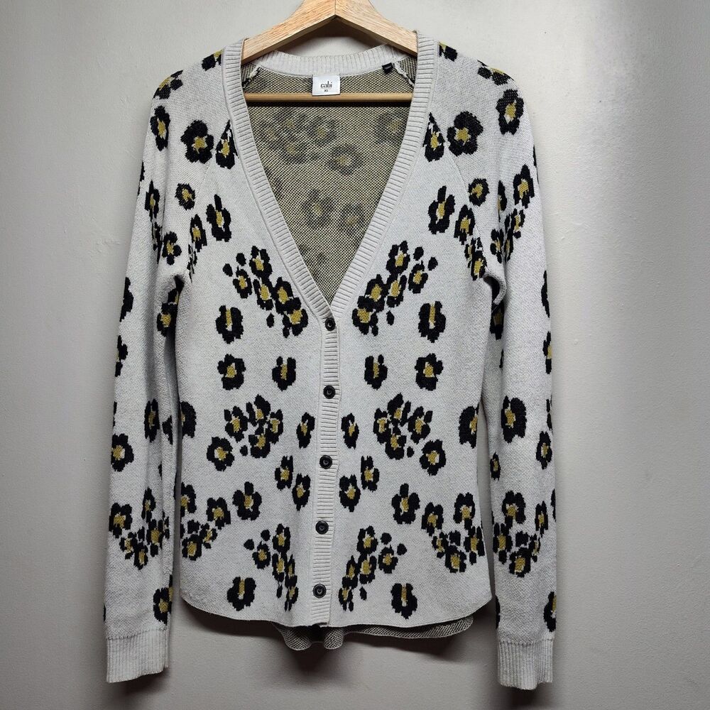Cabi Kiki Knit Cardigan Sweater Women XS Cream Leopard Preppy Safari Fall Casual